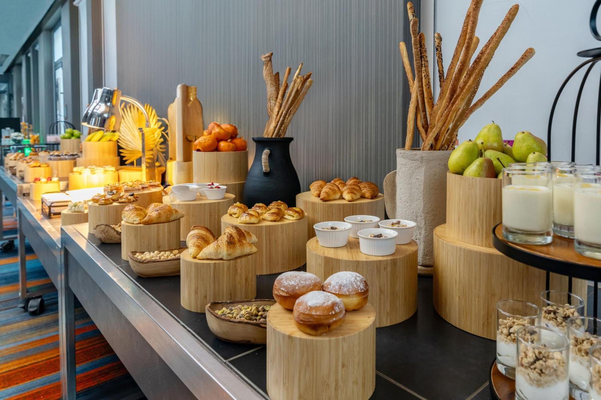 Aloft Riyadh Hotel Ngoại thất bức ảnh