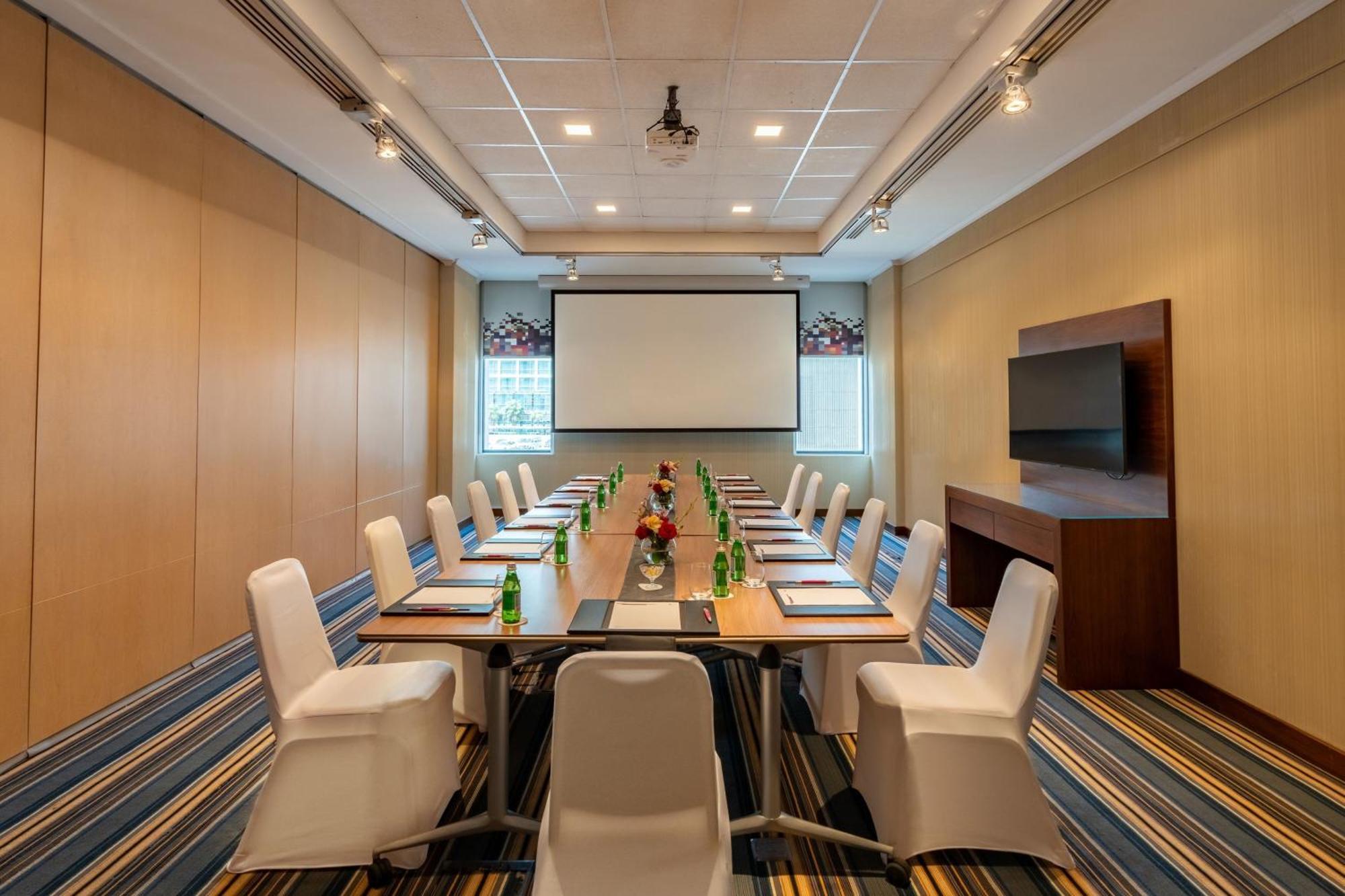 Aloft Riyadh Hotel Ngoại thất bức ảnh